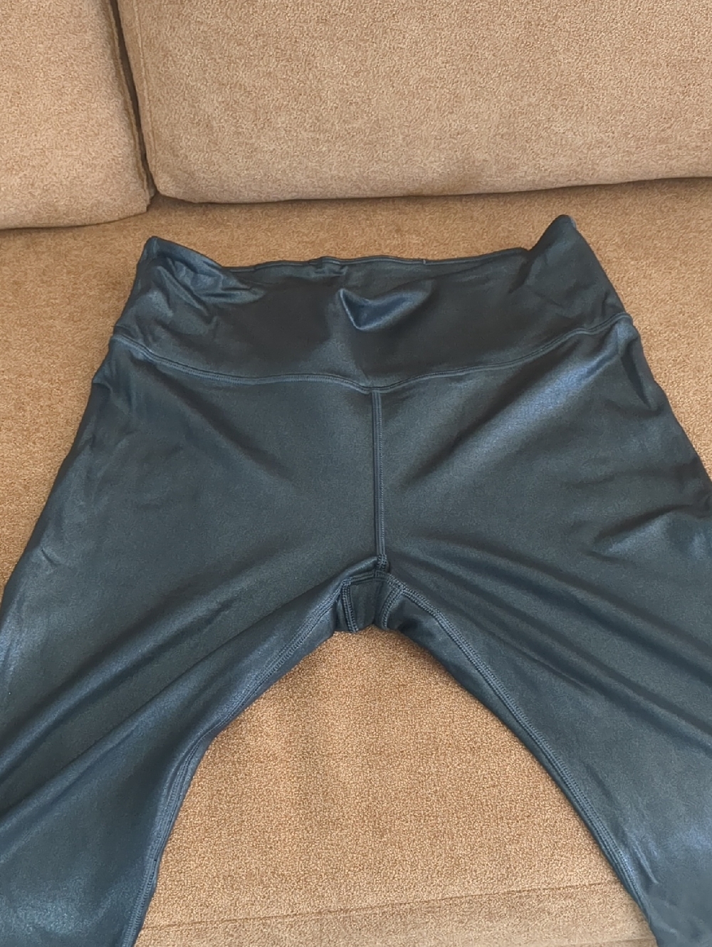 Athelta Elation High Rise Shimmer Size Medium - Picture 4 of 7